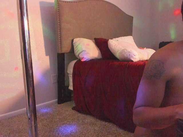 Yiauana's BongaCams show and profile