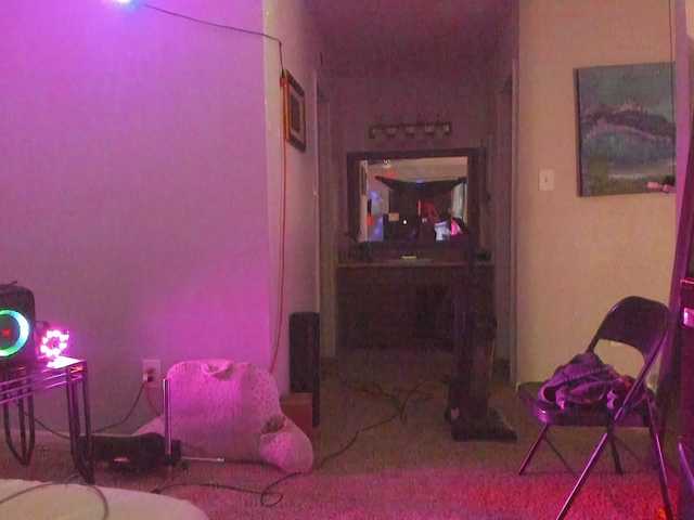 Yiauana's BongaCams show and profile