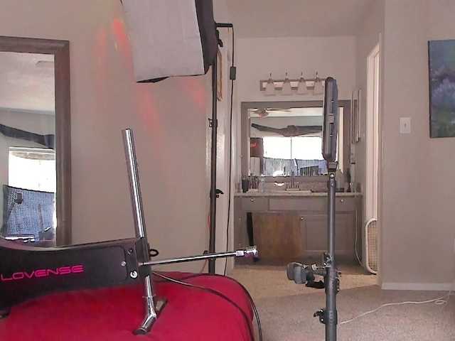 Yiauana's BongaCams show and profile