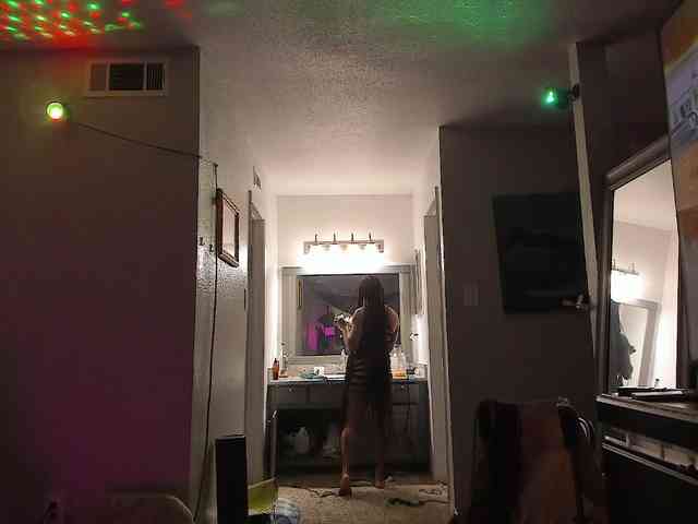 Yiauana Live Webcam on BongaCams