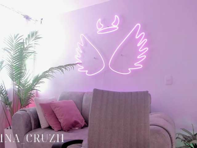 alina-cruz's BongaCams show and profile