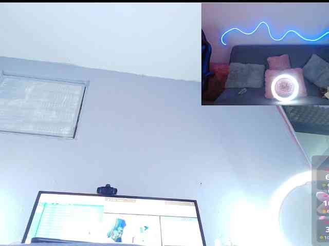 giordanapinoo Live Webcam on BongaCams