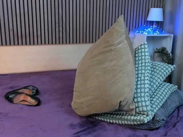 AngelCumsxxx's BongaCams show and profile