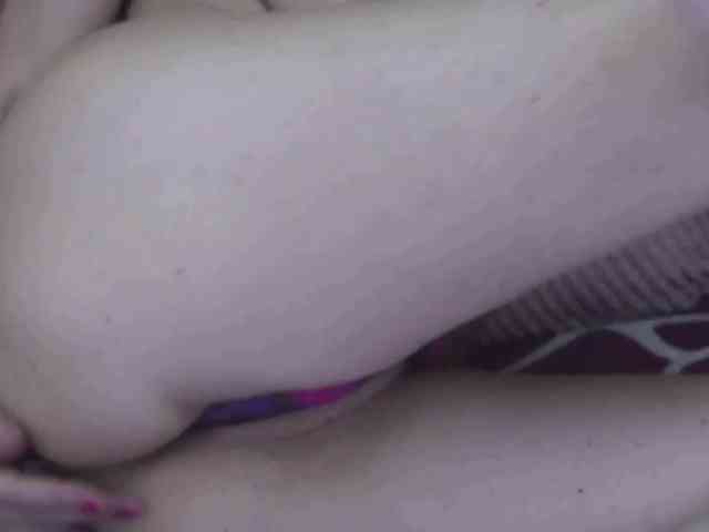 AngelCumsxxx webcam
