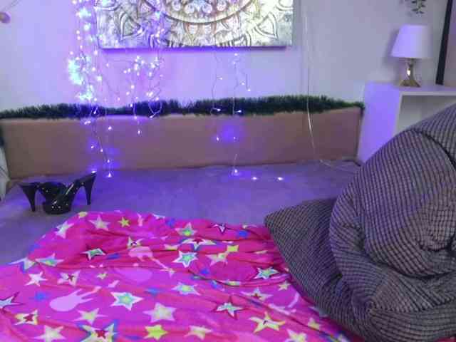 AngelCumsxxx webcam