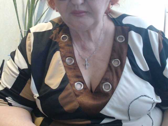 PeggySoft's BongaCams show and profile