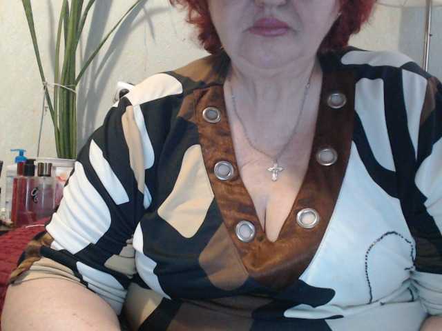 PeggySoft's BongaCams show and profile