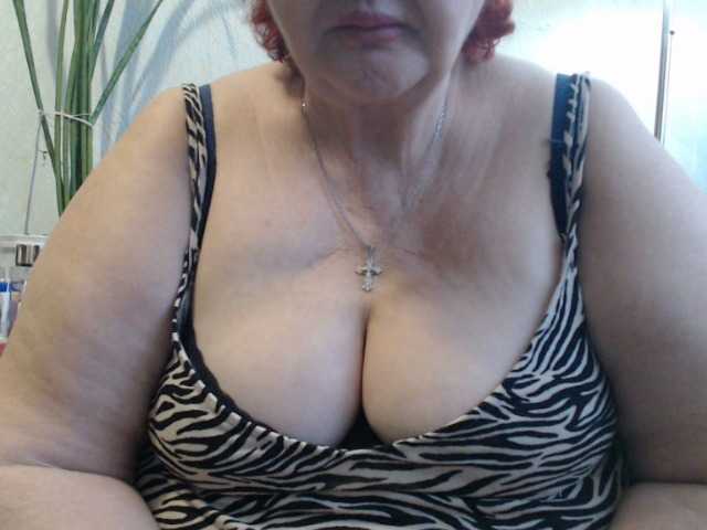 PeggySoft's BongaCams show and profile