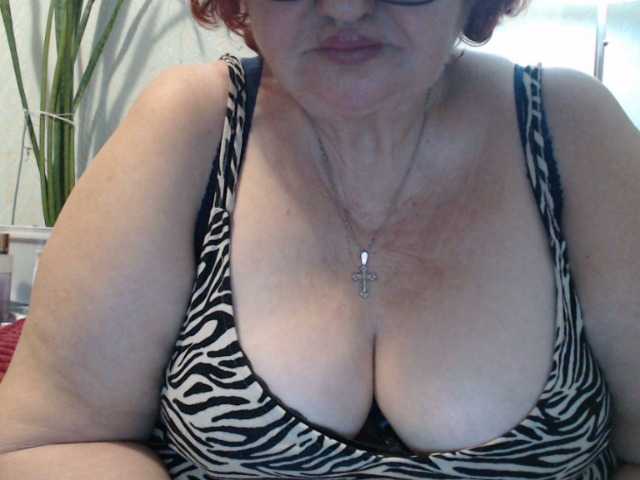 PeggySoft's BongaCams show and profile