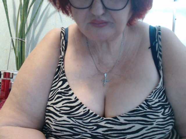 PeggySoft's BongaCams show and profile