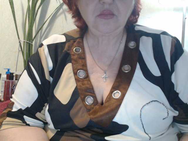 PeggySoft's BongaCams show and profile