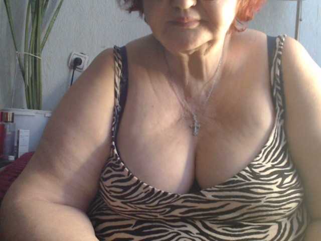 PeggySoft's BongaCams show and profile