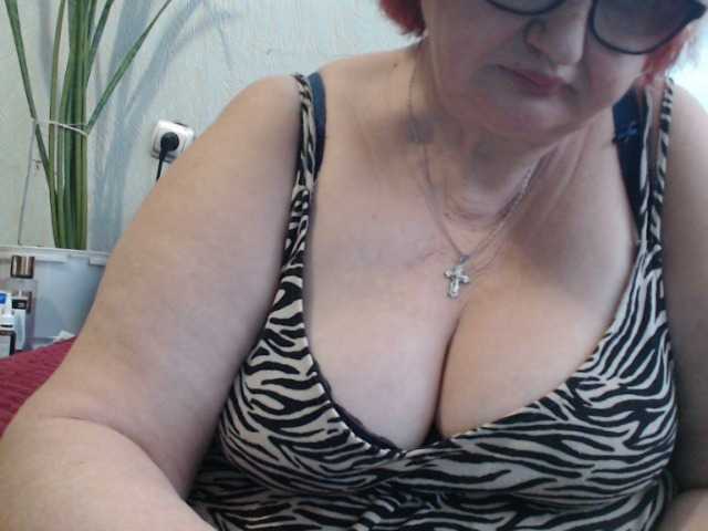 PeggySoft's BongaCams show and profile