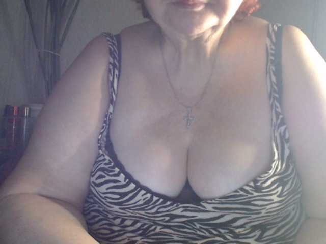 PeggySoft's BongaCams show and profile