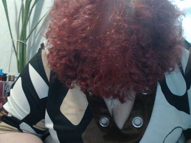 PeggySoft's BongaCams show and profile