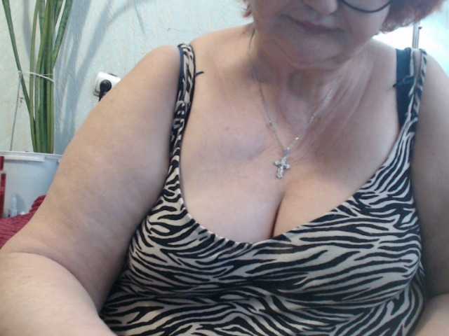 PeggySoft's BongaCams show and profile