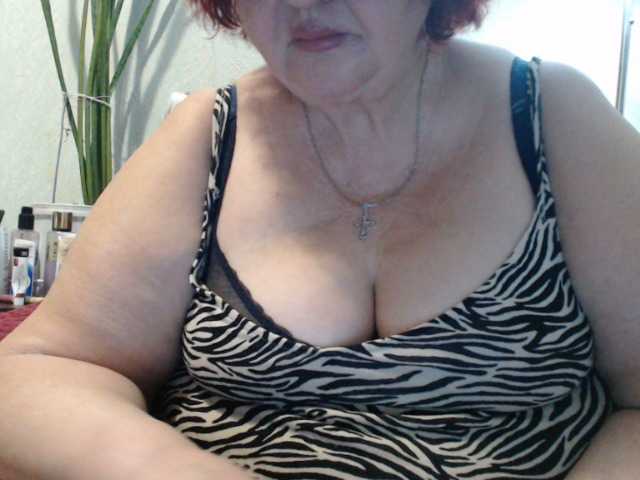 PeggySoft's BongaCams show and profile