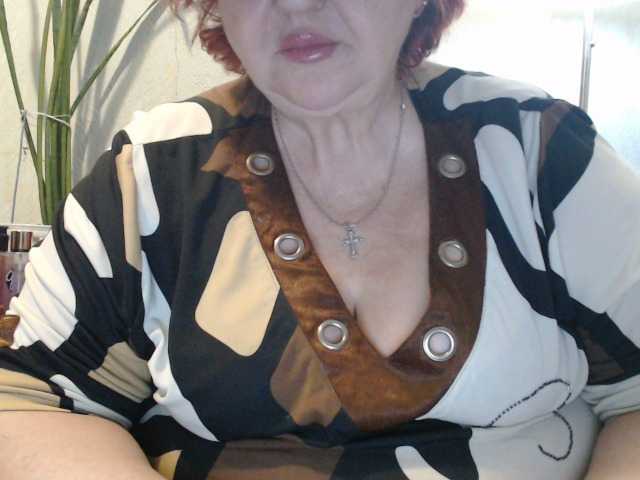 PeggySoft's BongaCams show and profile