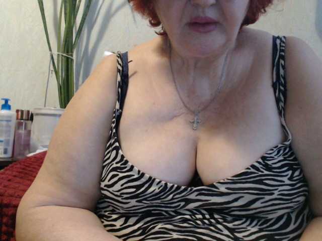 PeggySoft's BongaCams show and profile