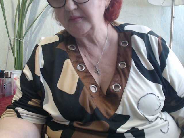 PeggySoft's BongaCams show and profile
