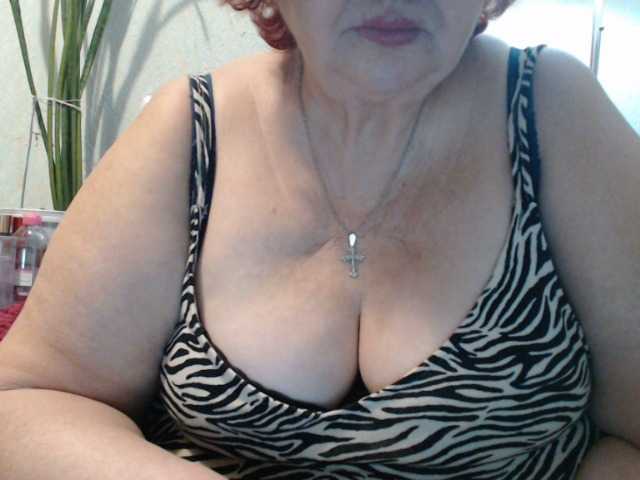 PeggySoft's BongaCams show and profile