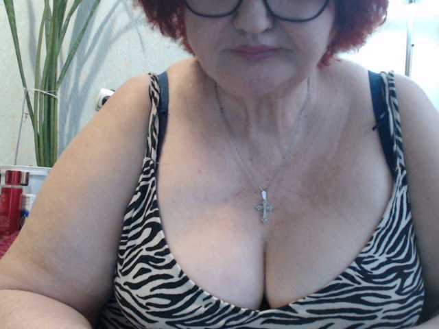 PeggySoft's BongaCams show and profile