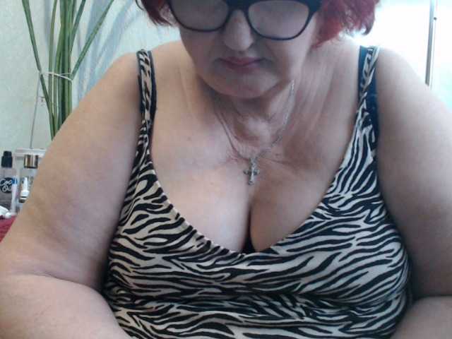 PeggySoft's BongaCams show and profile