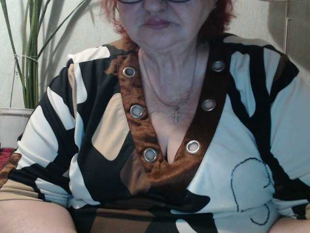 PeggySoft's BongaCams show and profile