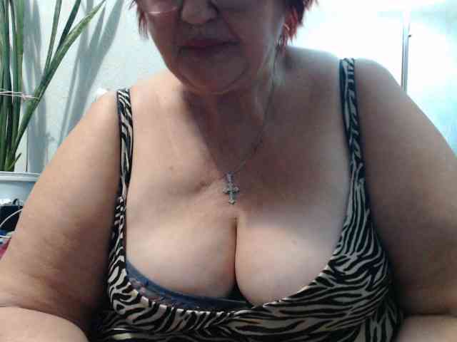 PeggySoft Live Webcam on BongaCams