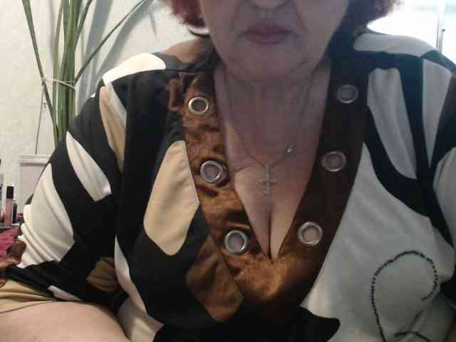 PeggySoft Live Webcam on BongaCams