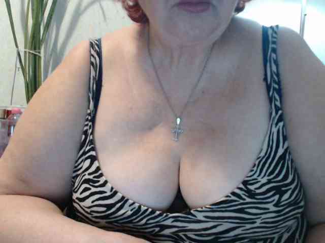 PeggySoft Live Webcam on BongaCams