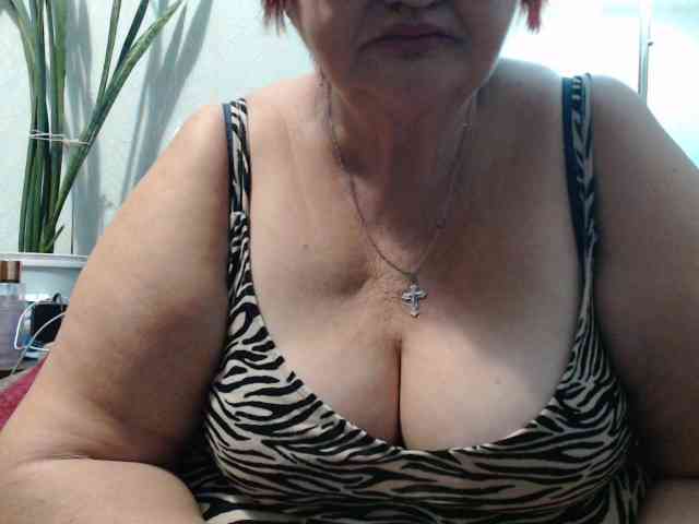 PeggySoft Live Webcam on BongaCams