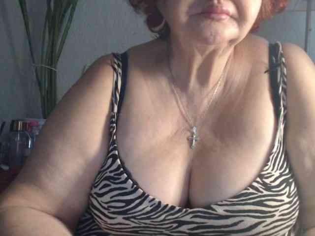 PeggySoft Live Webcam on BongaCams