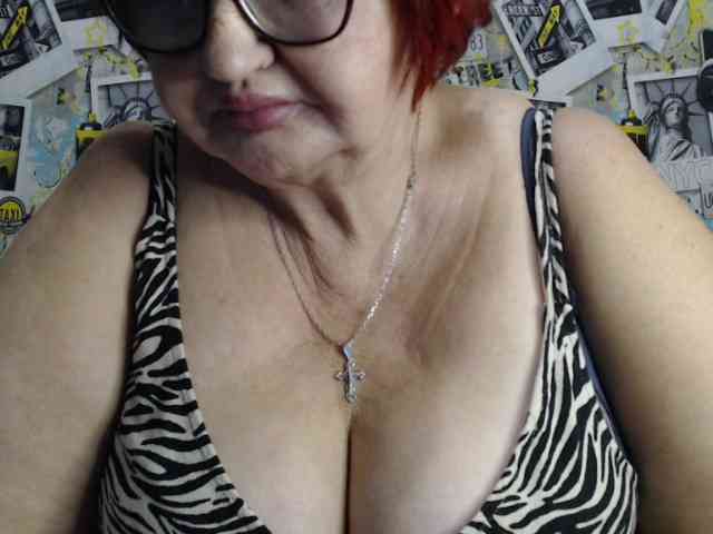 PeggySoft Live Webcam on BongaCams