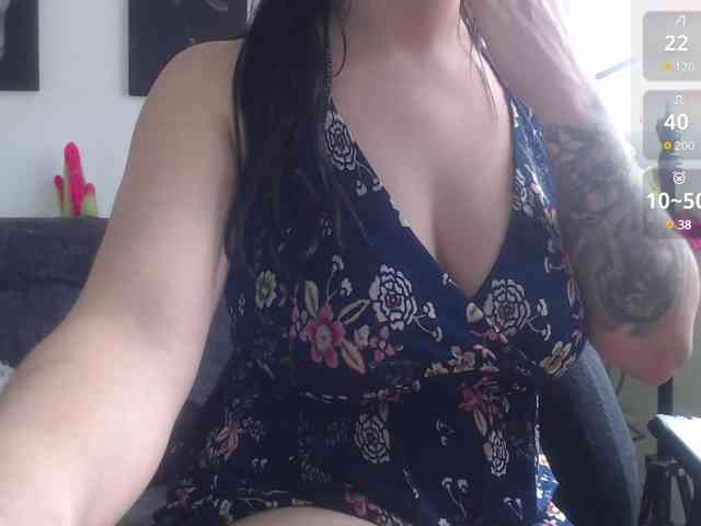 Nicolette-Vaderbilt webcam