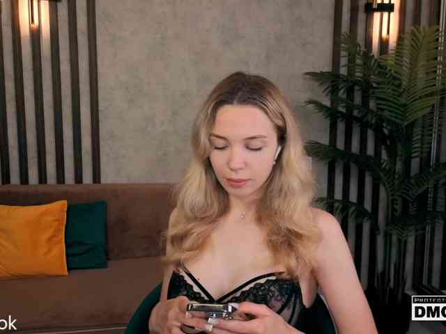 Hollywww webcam