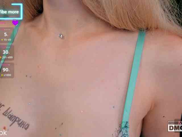 naked chat room Hollywww