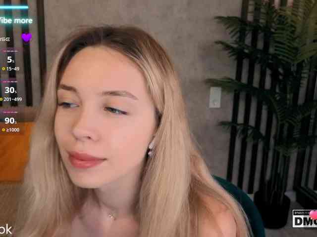 Hollywww webcam