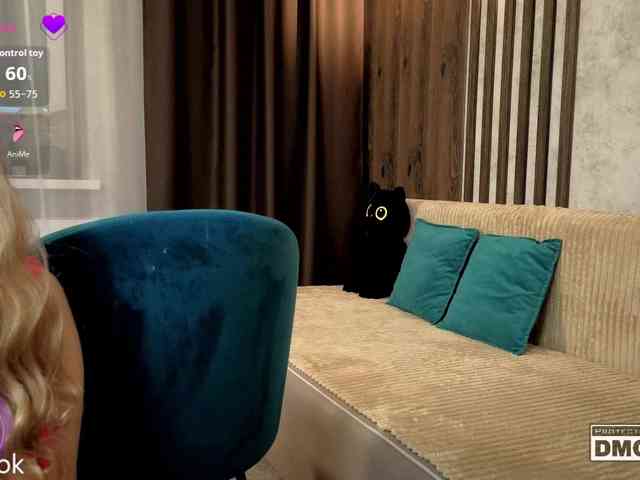 Hollywww Live Webcam on BongaCams