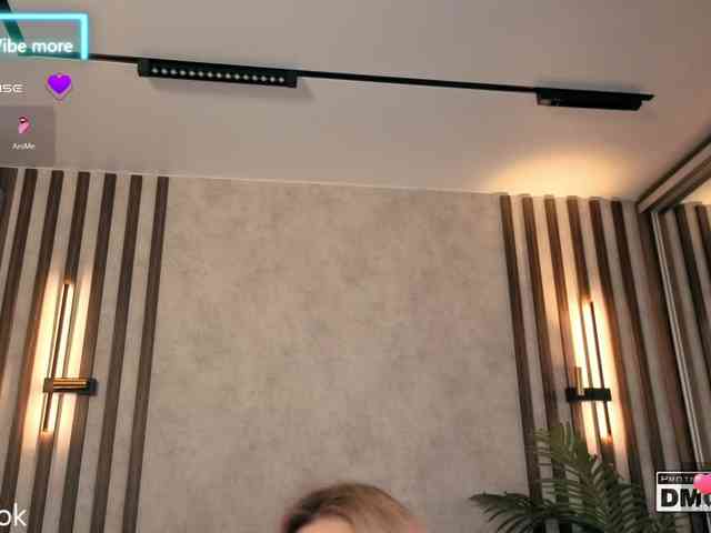Hollywww webcam