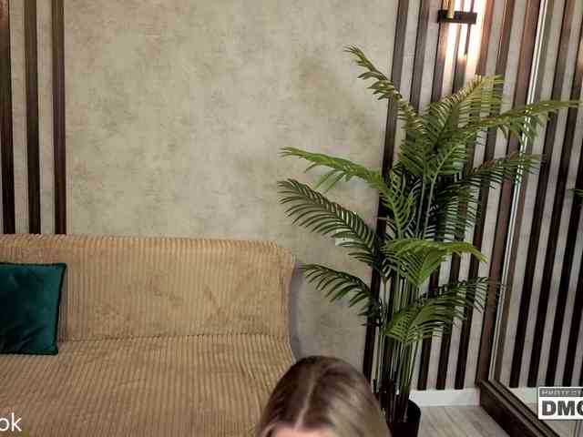 Hollywww Live Webcam on BongaCams