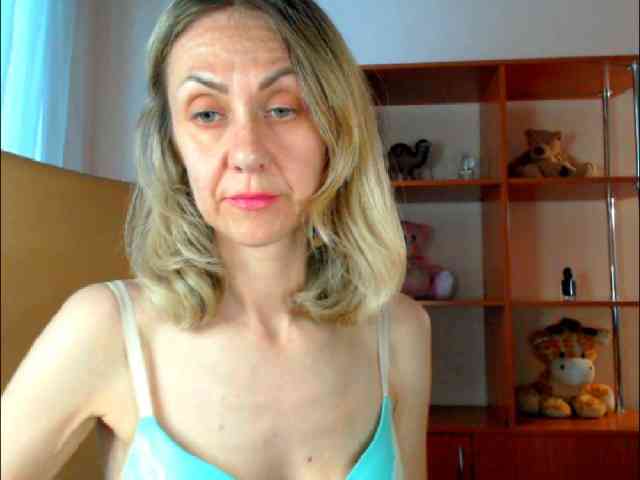 Tanya6547 webcam