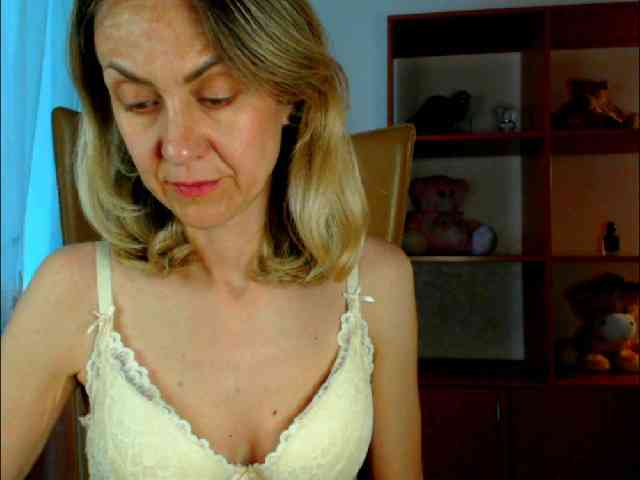 Tanya6547 webcam