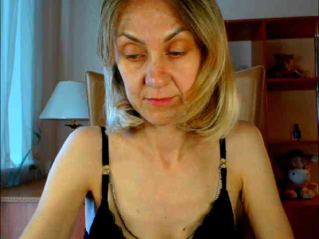 Tanya6547 webcam