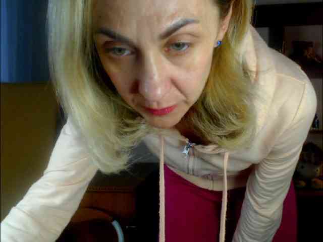 Tanya6547 webcam