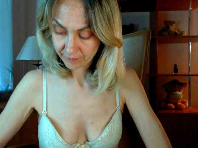 Tanya6547 webcam