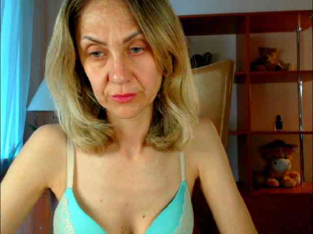 Tanya6547 webcam
