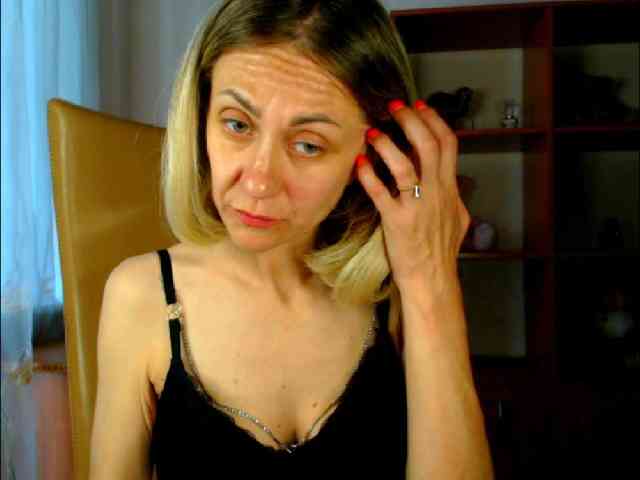 Tanya6547 webcam