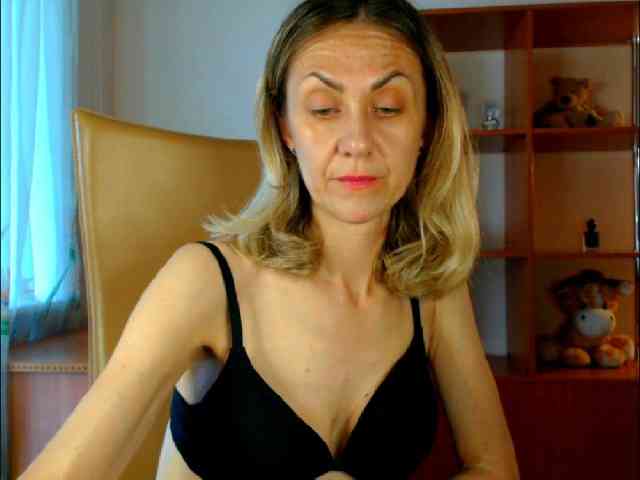 Tanya6547 webcam