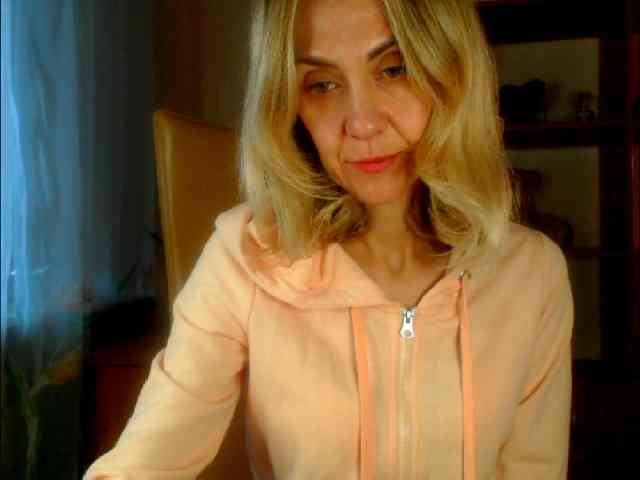 Tanya6547 webcam